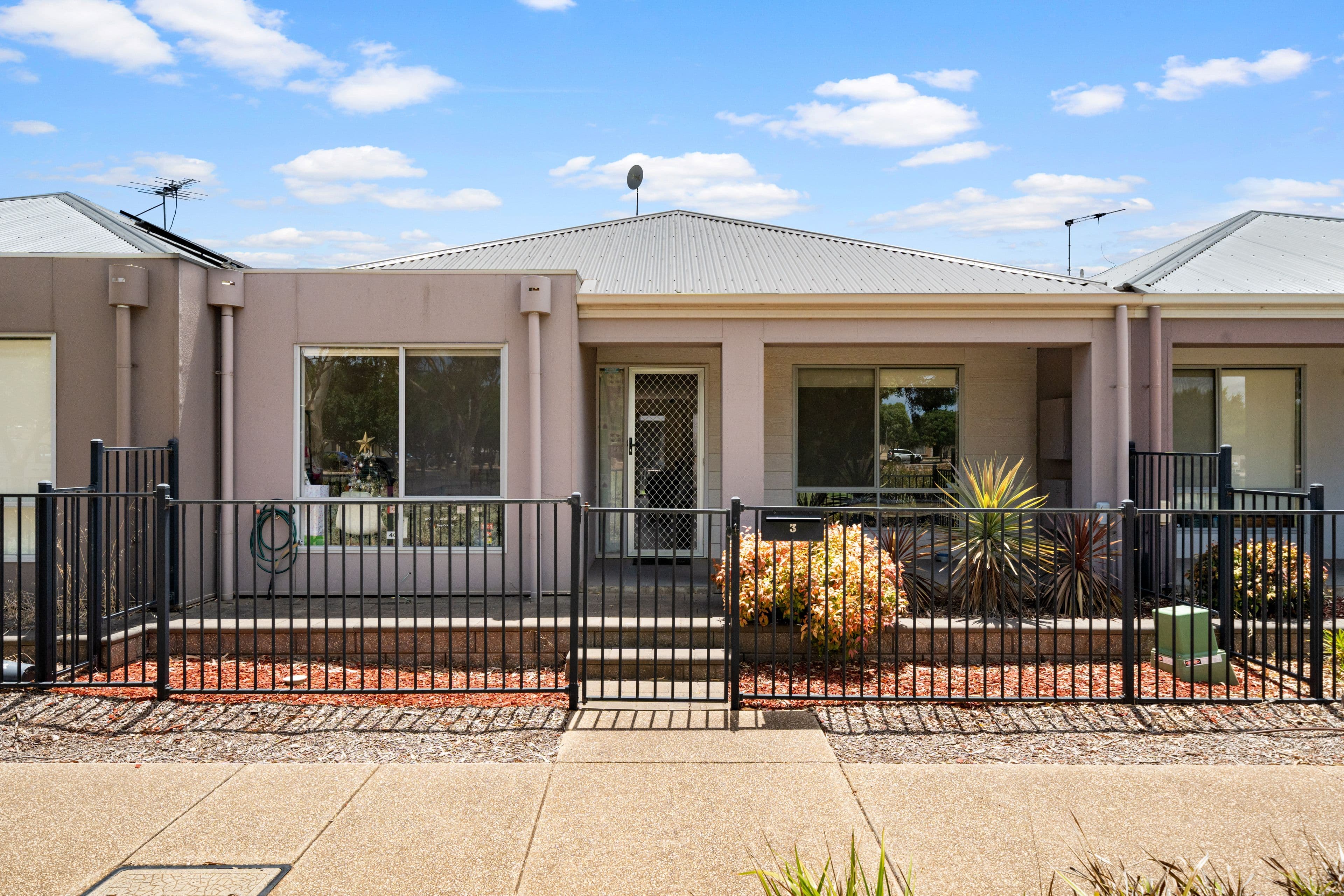 3 Irwin Lane, Andrews Farm SA 5114, Andrews Farm - Image 1