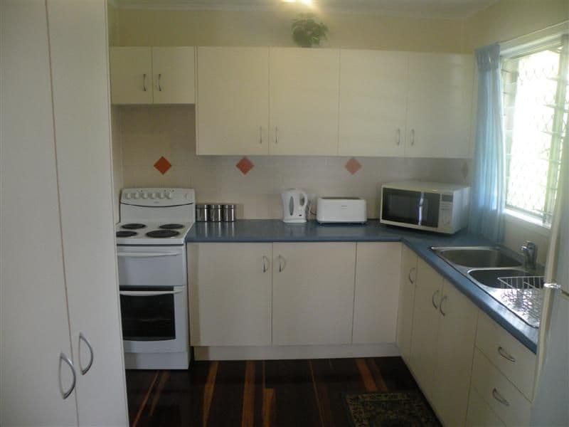 98 North Street, WANDAL QLD 4700, Wandal - Thumbnail 2
