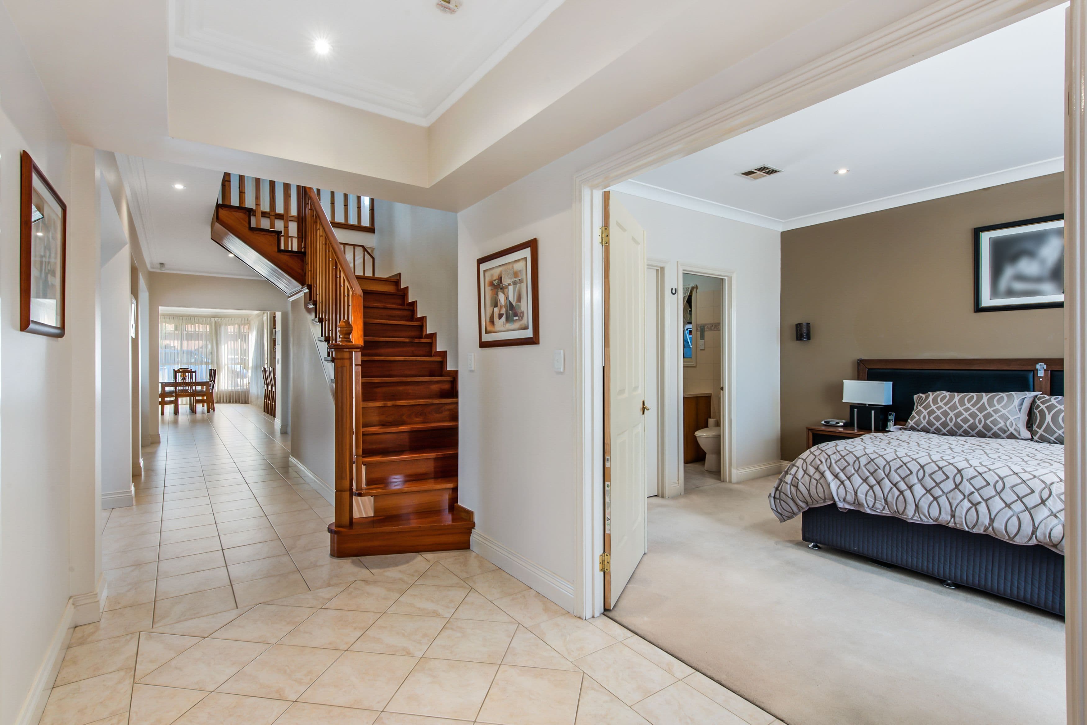 21 Stagecoach Crescent, Sydenham VIC 3037, Sydenham - Thumbnail 2