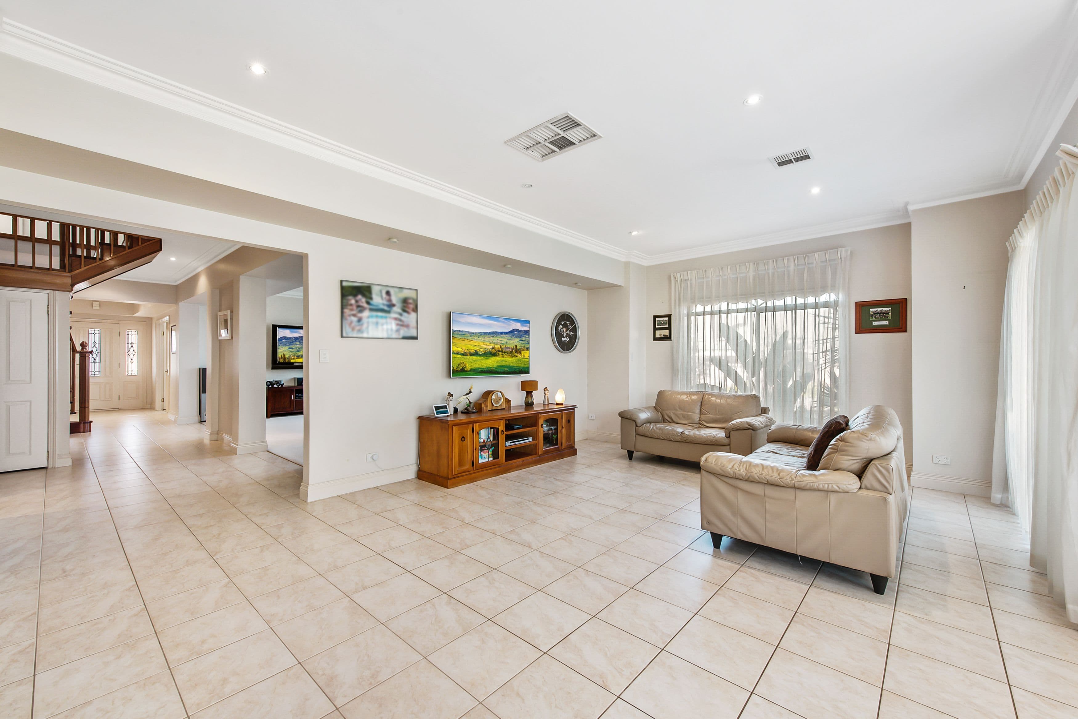 21 Stagecoach Crescent, Sydenham VIC 3037, Sydenham - Thumbnail 4