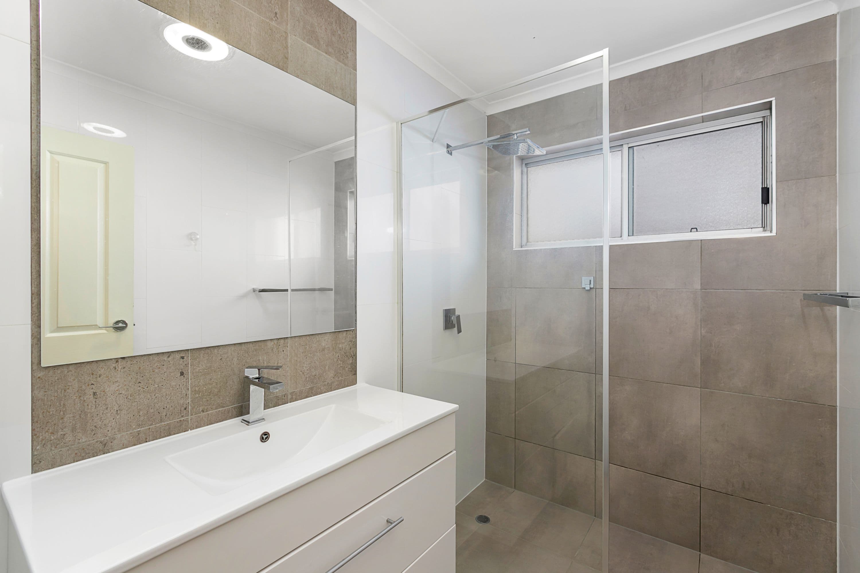 57 Shanahan Street, Redland Bay QLD 4165, Redland Bay - Thumbnail 2