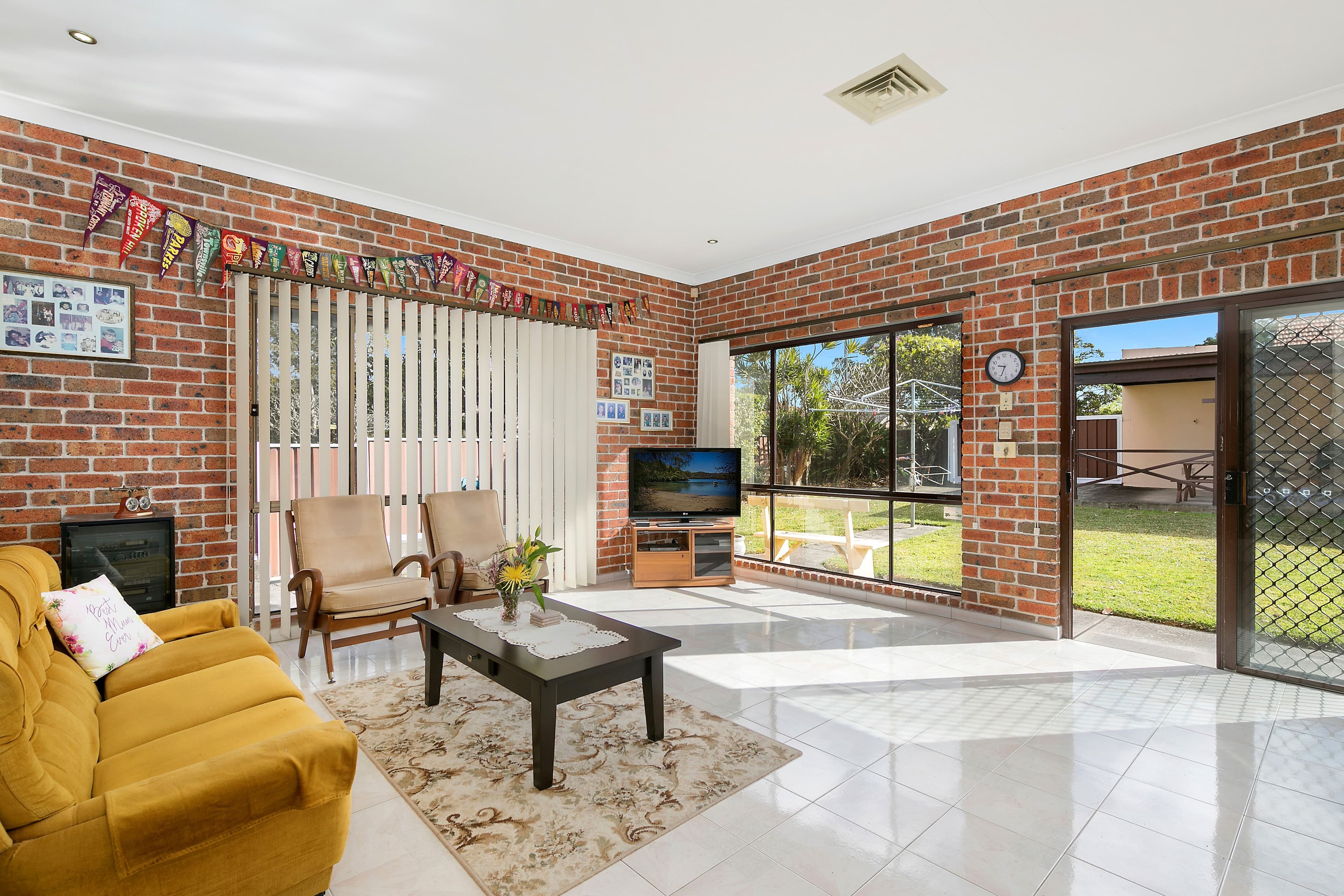 45 Wyuna Avenue, Freshwater - Thumbnail 3