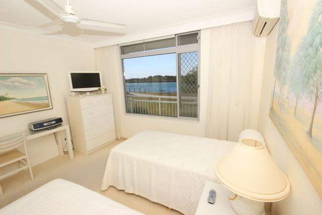 2 Frances Street, TWEED HEADS NSW 2485, Tweed Heads - Thumbnail 5