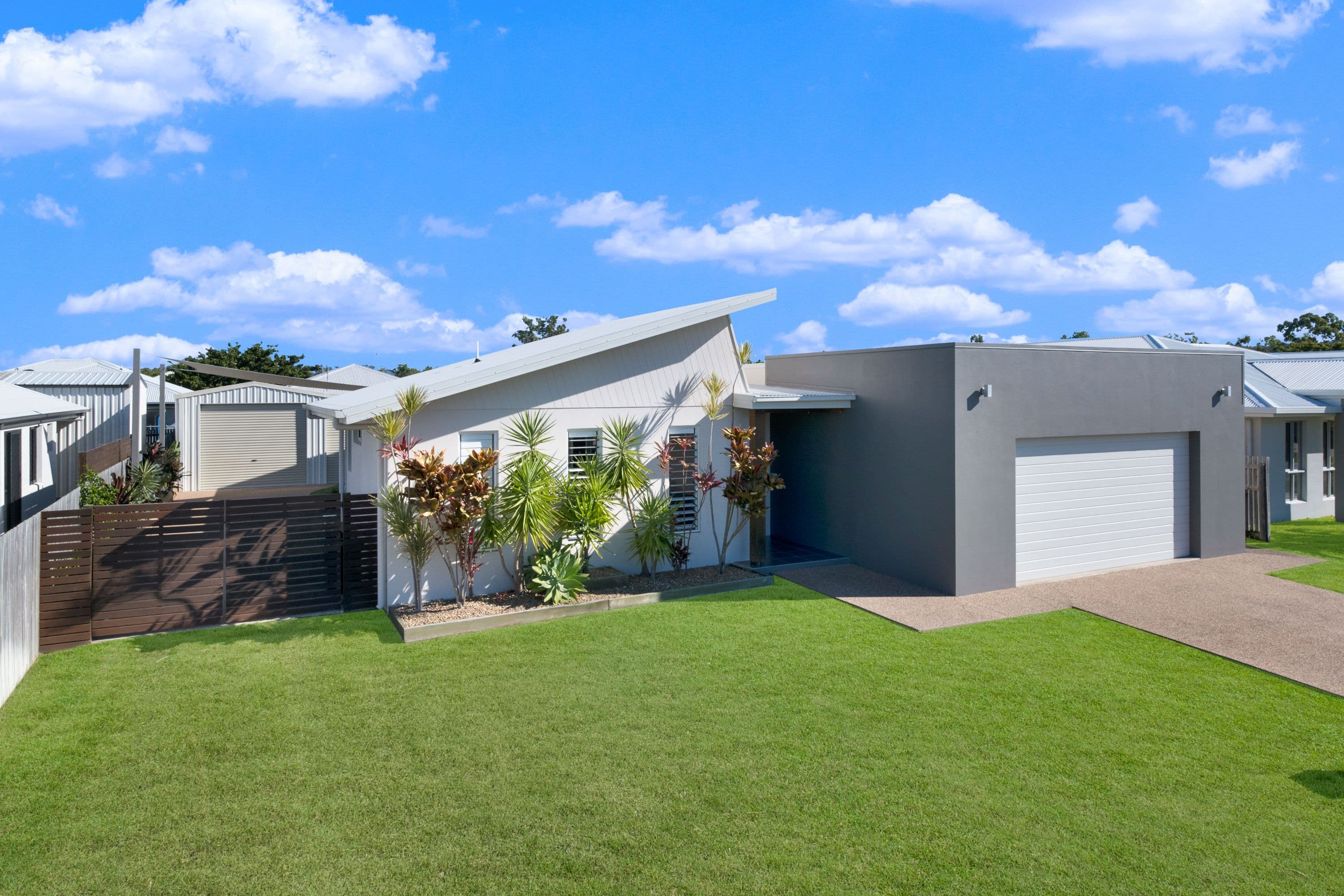 46 Beach Oak Drive, Mount Low QLD 4818, Mount Low - Image 1