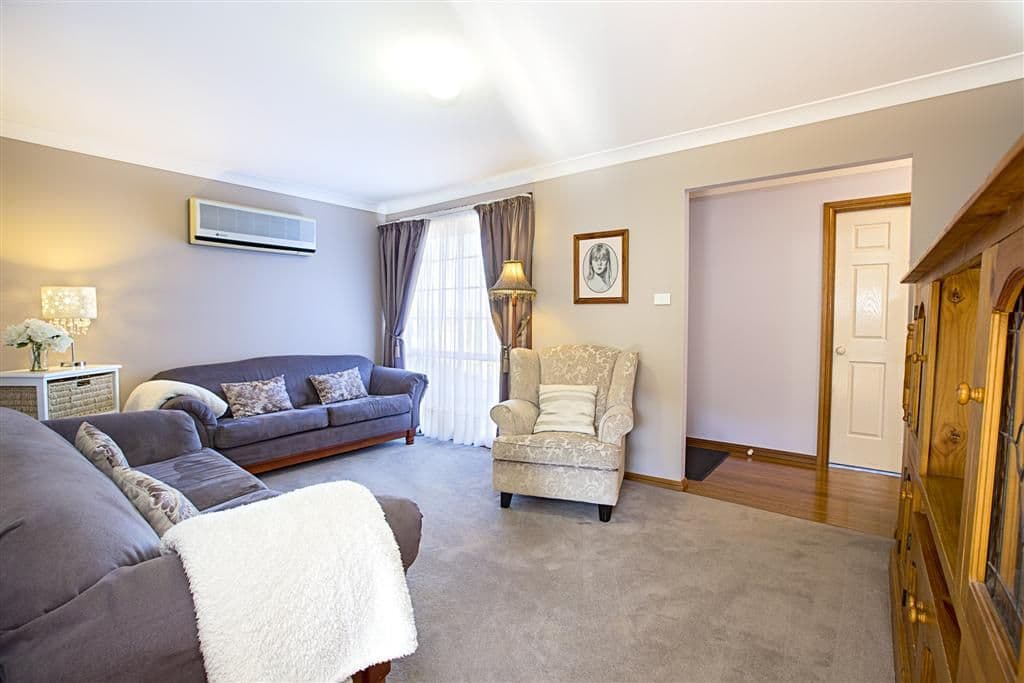 13 Brady Place, GLENMORE PARK NSW 2745, Glenmore Park - Thumbnail 2