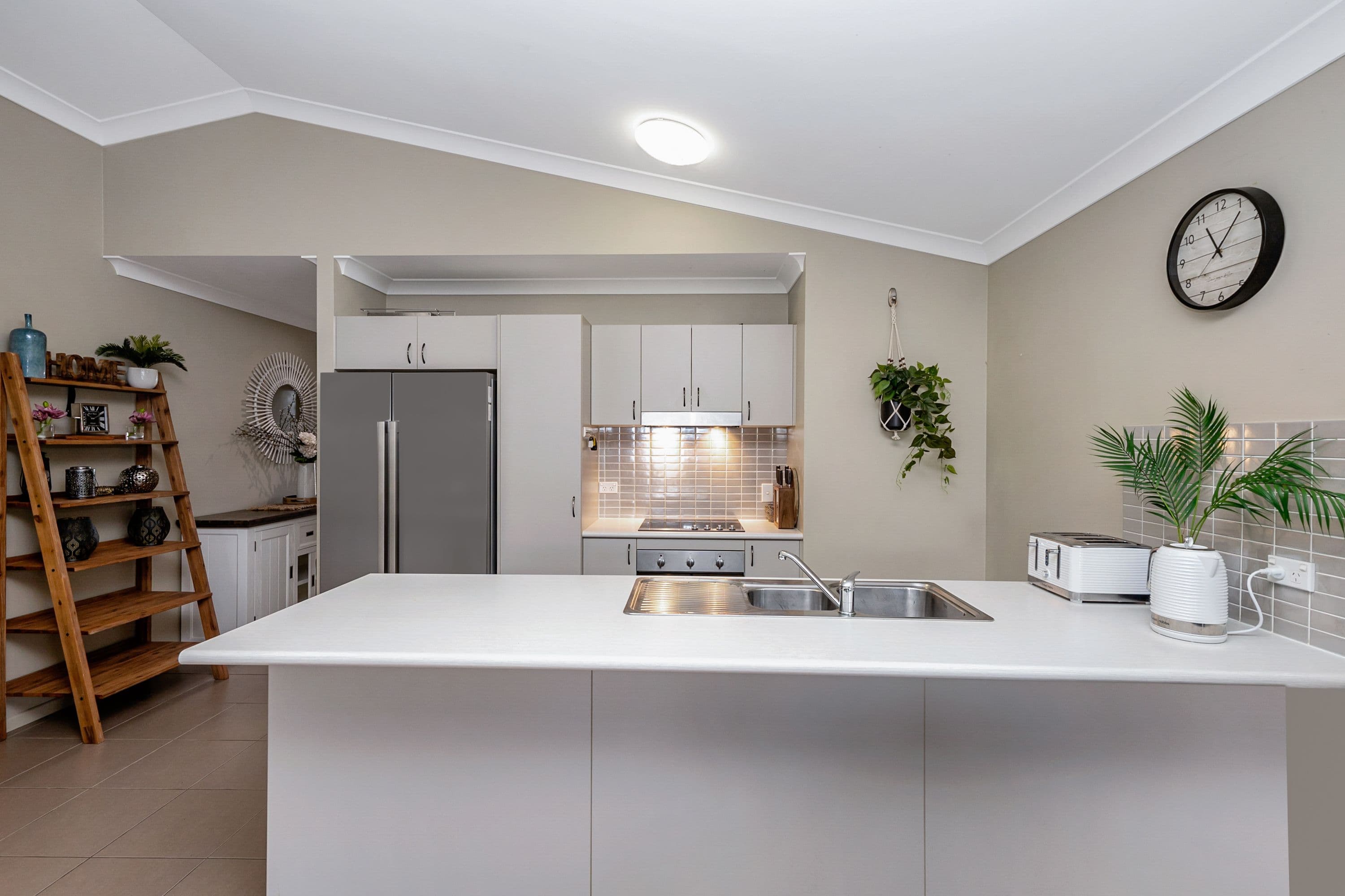 19 Izaro Circuit, Burdell QLD 4818, Burdell - Thumbnail 2