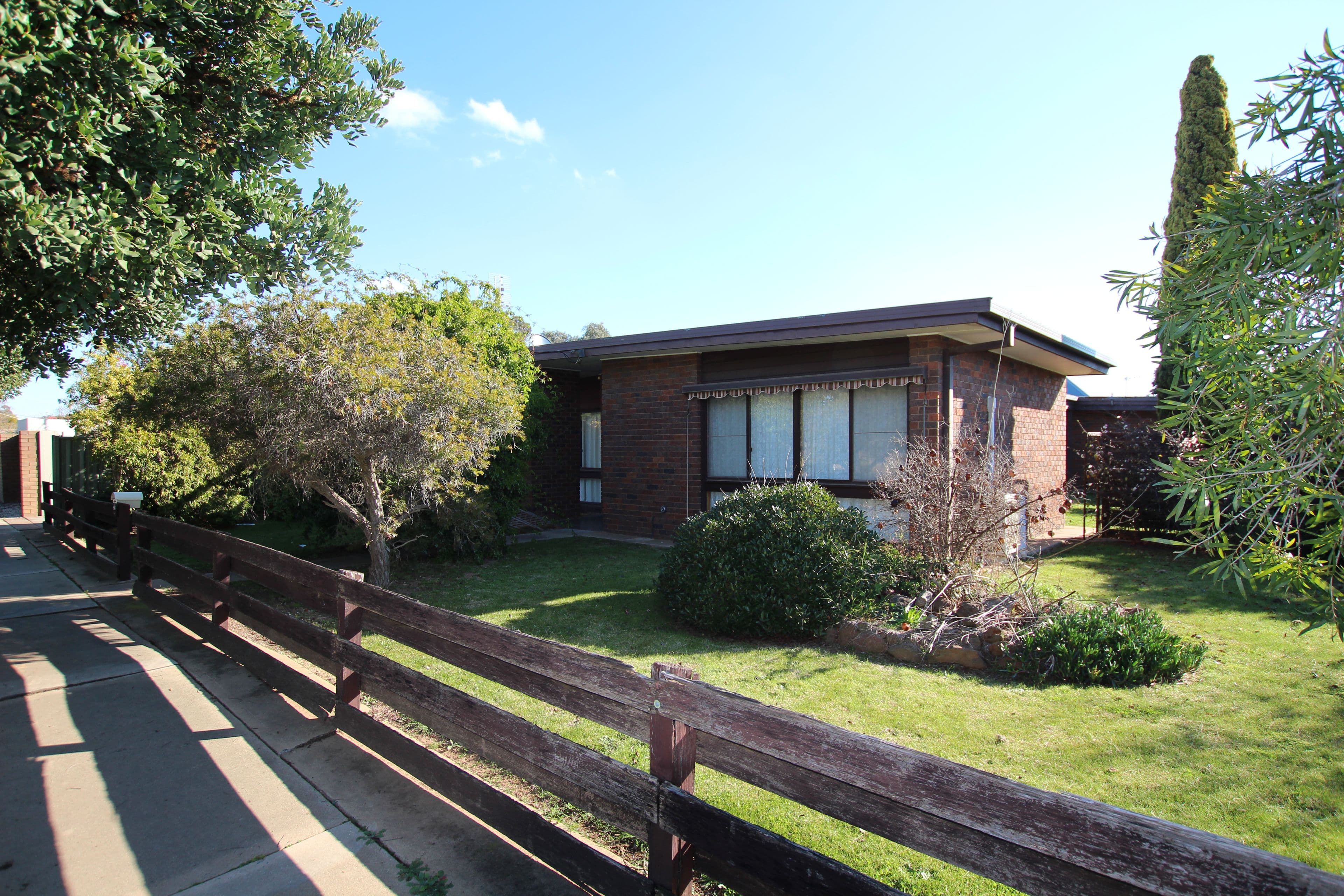 44 Victoria Street, Rochester VIC 3561, Rochester - Image 1