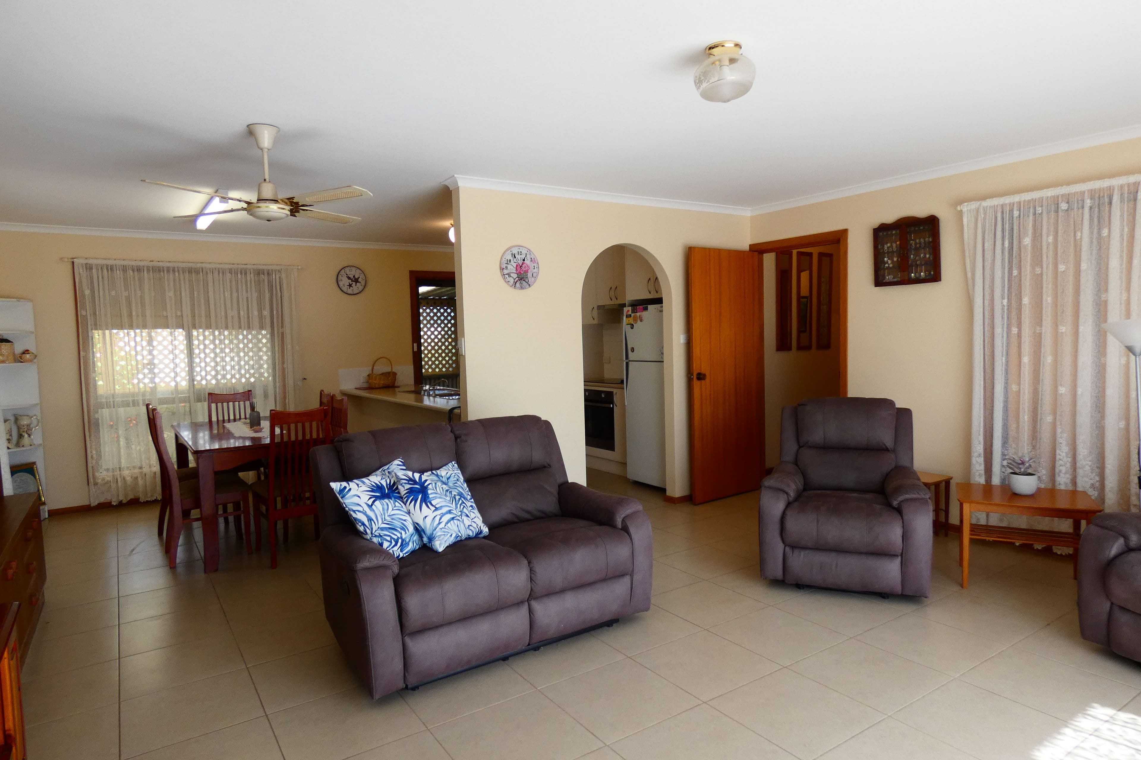 9 Neyler Street, Edithburgh SA 5583, Edithburgh - Thumbnail 2