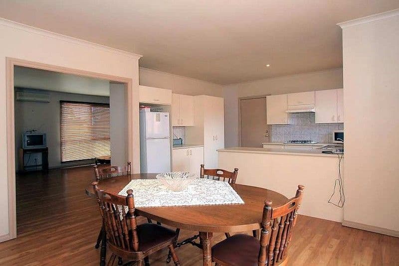 23 Coleman Road, WANTIRNA SOUTH VIC 3152, Wantirna South - Thumbnail 4