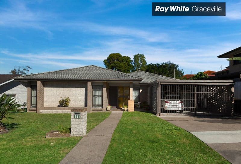 301 Cliveden Avenue, OXLEY QLD 4075, Oxley - Image 1