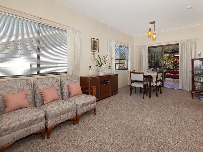301 Cliveden Avenue, OXLEY QLD 4075, Oxley - Thumbnail 4