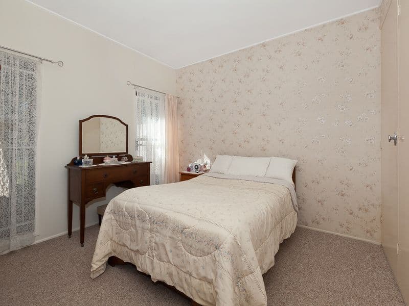 301 Cliveden Avenue, OXLEY QLD 4075, Oxley - Thumbnail 7