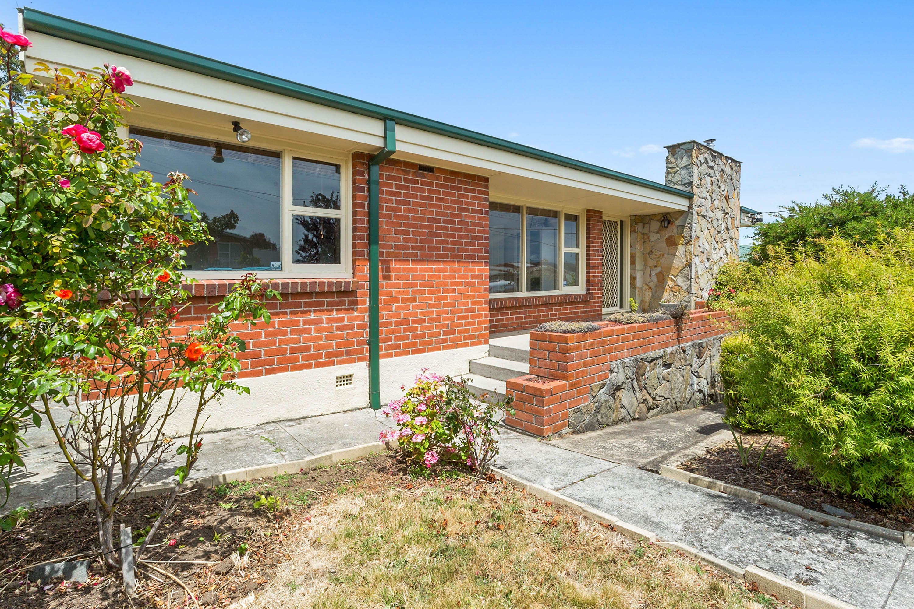 21 Ronneby Road, Newnham TAS 7248, Newnham - Image 1