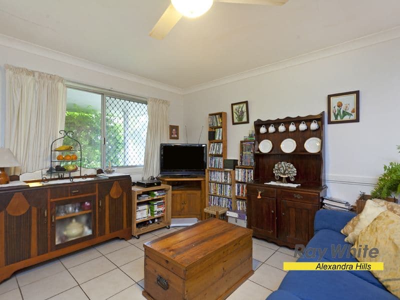 10 Gaywood Street, WYNNUM WEST QLD 4178, Wynnum West - Thumbnail 3