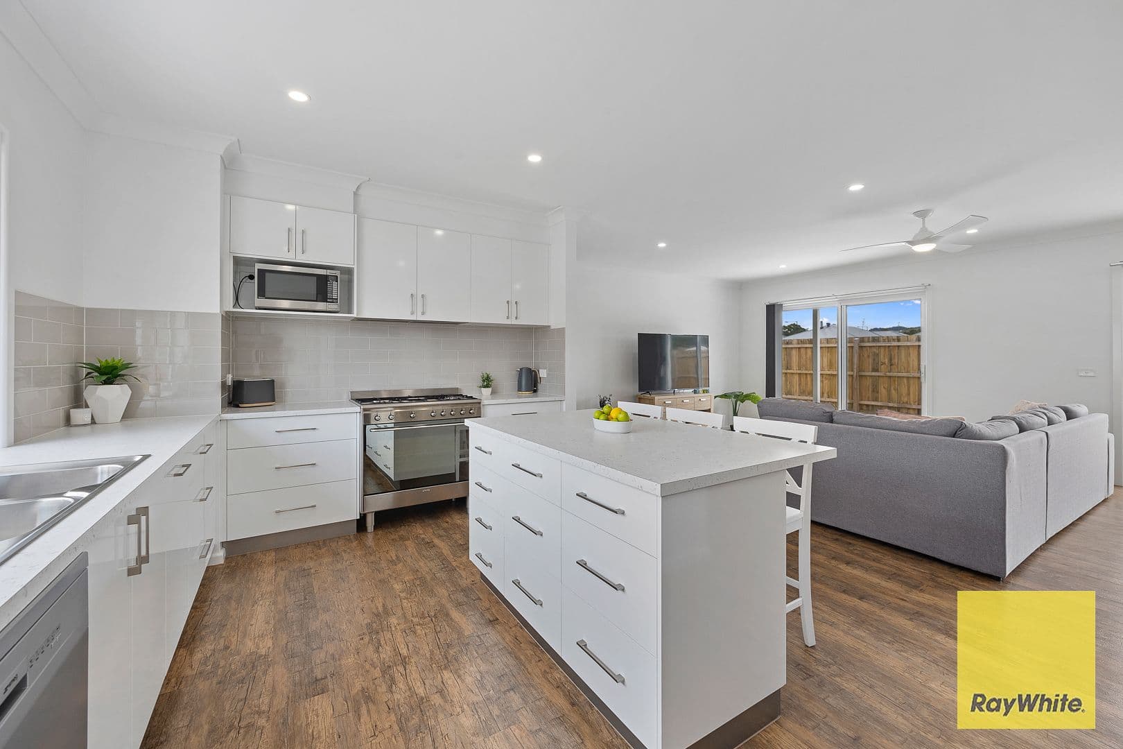 27 Parkside Crescent, Foster VIC 3960, Foster - Thumbnail 5