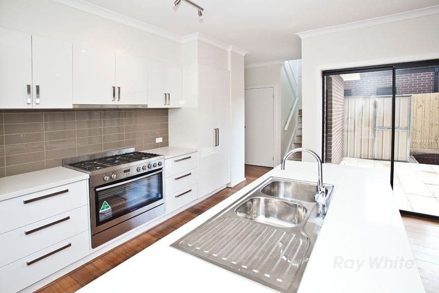 1 Sykes Avenue, FERNTREE GULLY VIC 3156, Ferntree Gully - Thumbnail 4