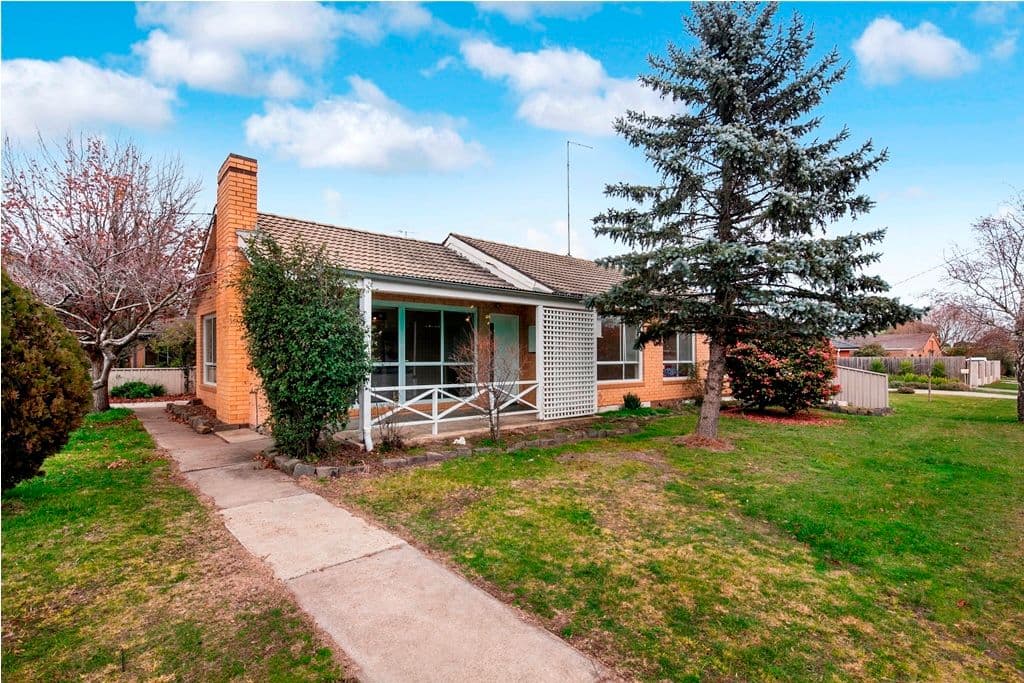 6 Towong Street, Alfredton VIC 3350, Alfredton - Thumbnail 2