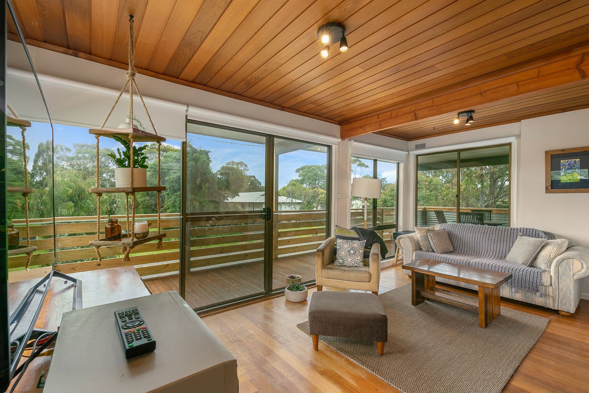 117 Scenic Drive, Cowes VIC 3922, Cowes - Thumbnail 2