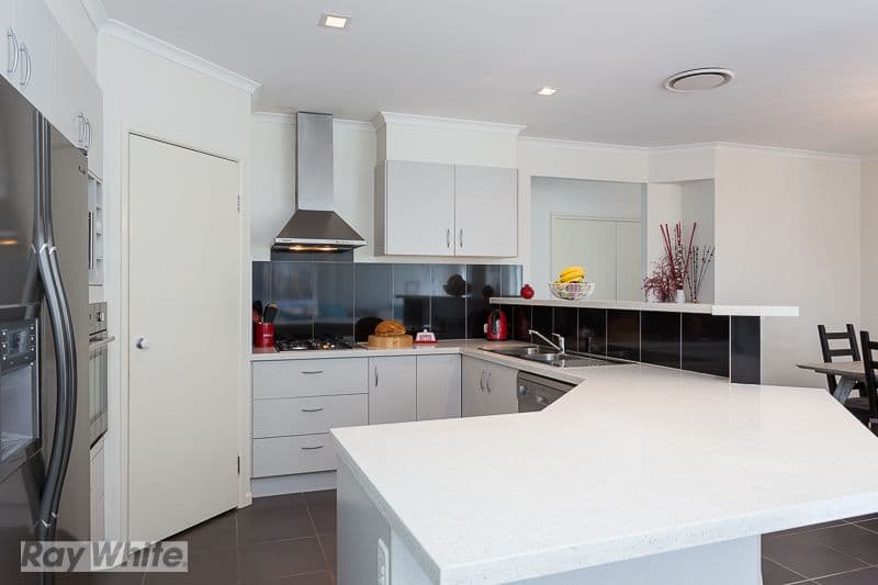 30 Tolga Road, Bonogin QLD 4213, Bonogin - Thumbnail 3
