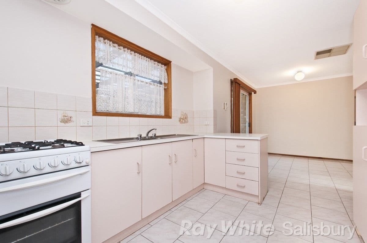 6 Prescott Close, Paralowie SA 5108, Paralowie - Thumbnail 4