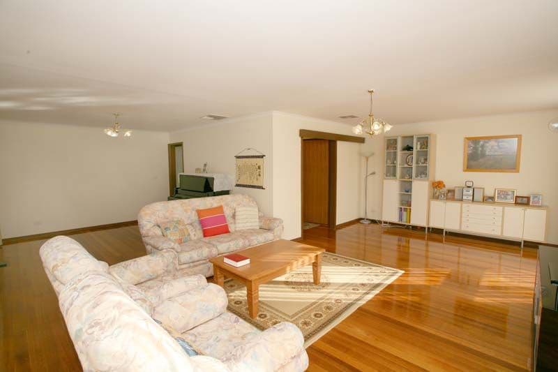12 Melissa Grove, VERMONT SOUTH VIC 3133, Vermont South - Thumbnail 2