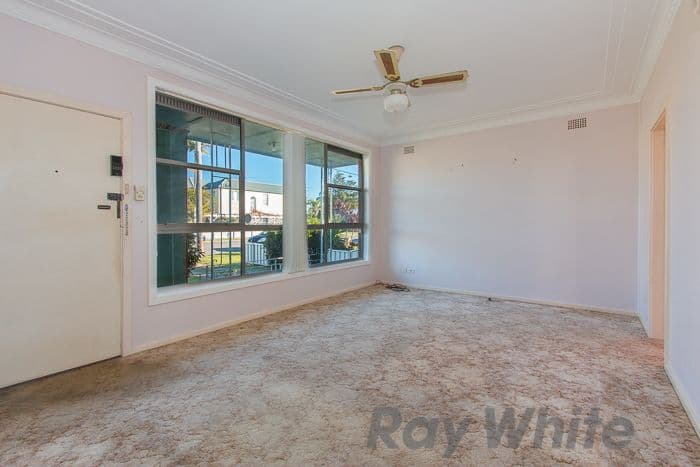 11 Robert Street, Belmont South - Thumbnail 4