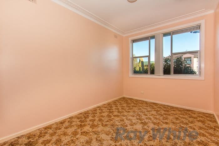 11 Robert Street, Belmont South - Thumbnail 5
