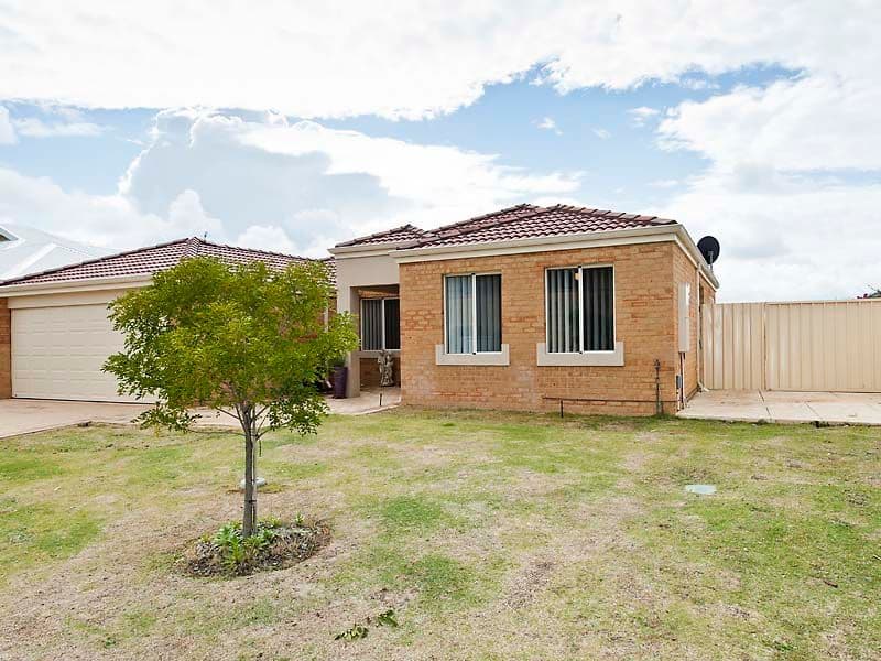 21 Baskerville Crescent, BALDIVIS WA 6171, Baldivis - Thumbnail 2