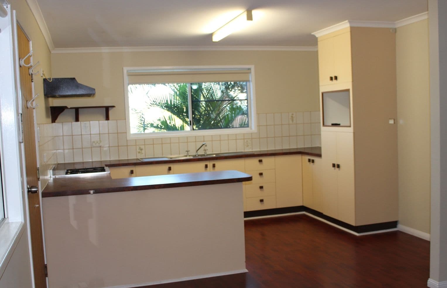 13 Swains Court, Boyne Island QLD 4680, Boyne Island - Thumbnail 6