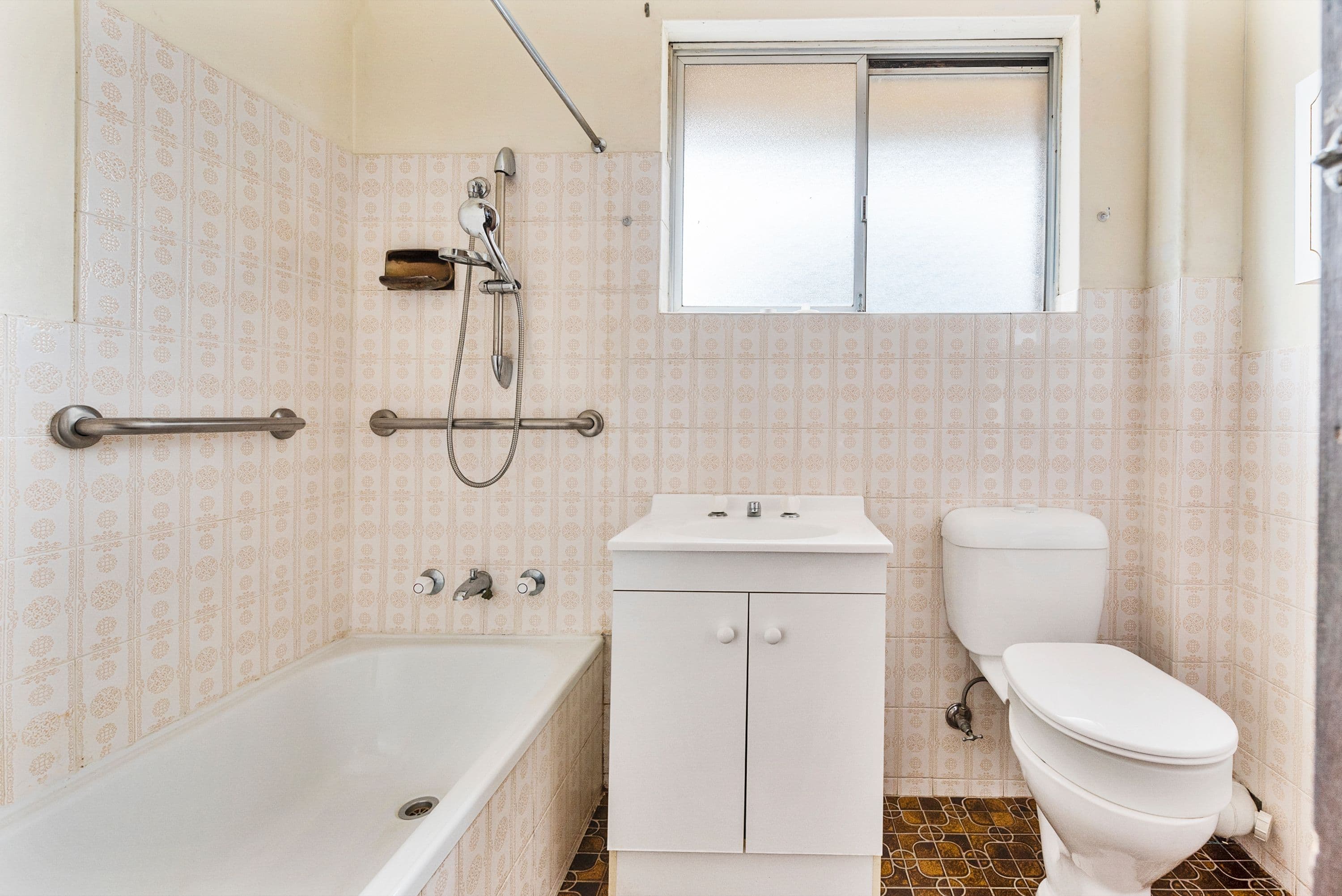 1 Lavinia Place, Ambarvale - Thumbnail 5