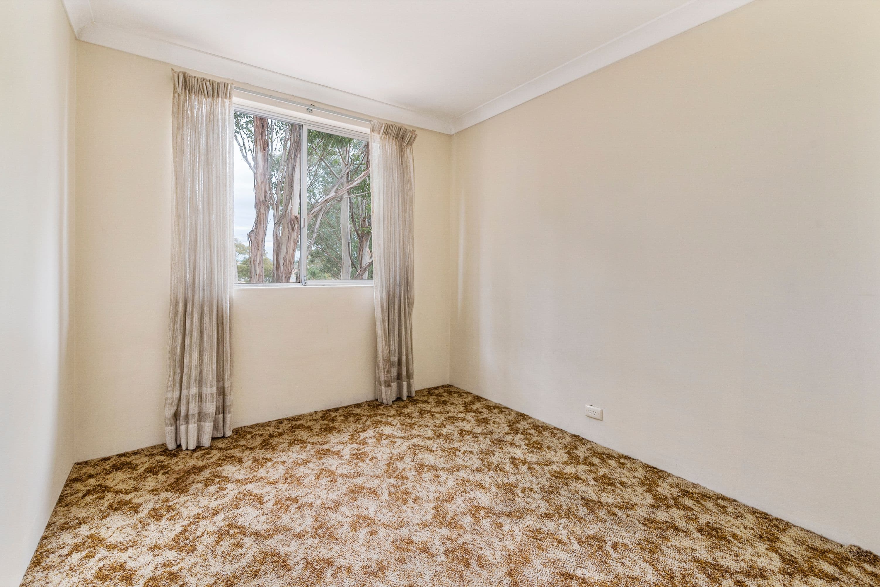 1 Lavinia Place, Ambarvale - Thumbnail 6