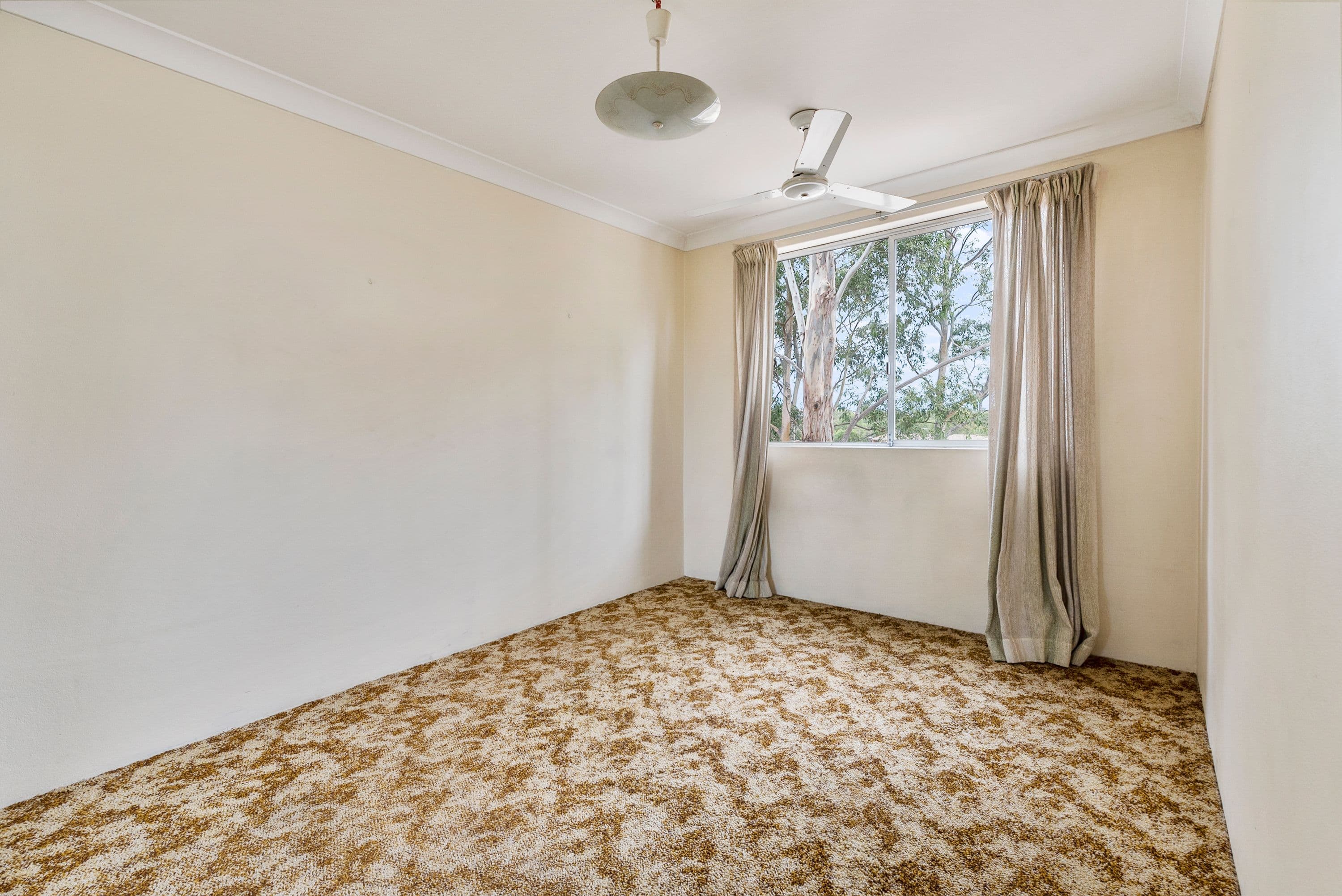 1 Lavinia Place, Ambarvale - Thumbnail 7