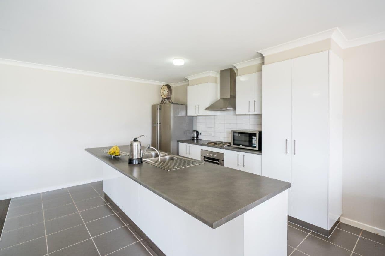 64 Ellswood Crescent, Mildura VIC 3500, Mildura - Thumbnail 5