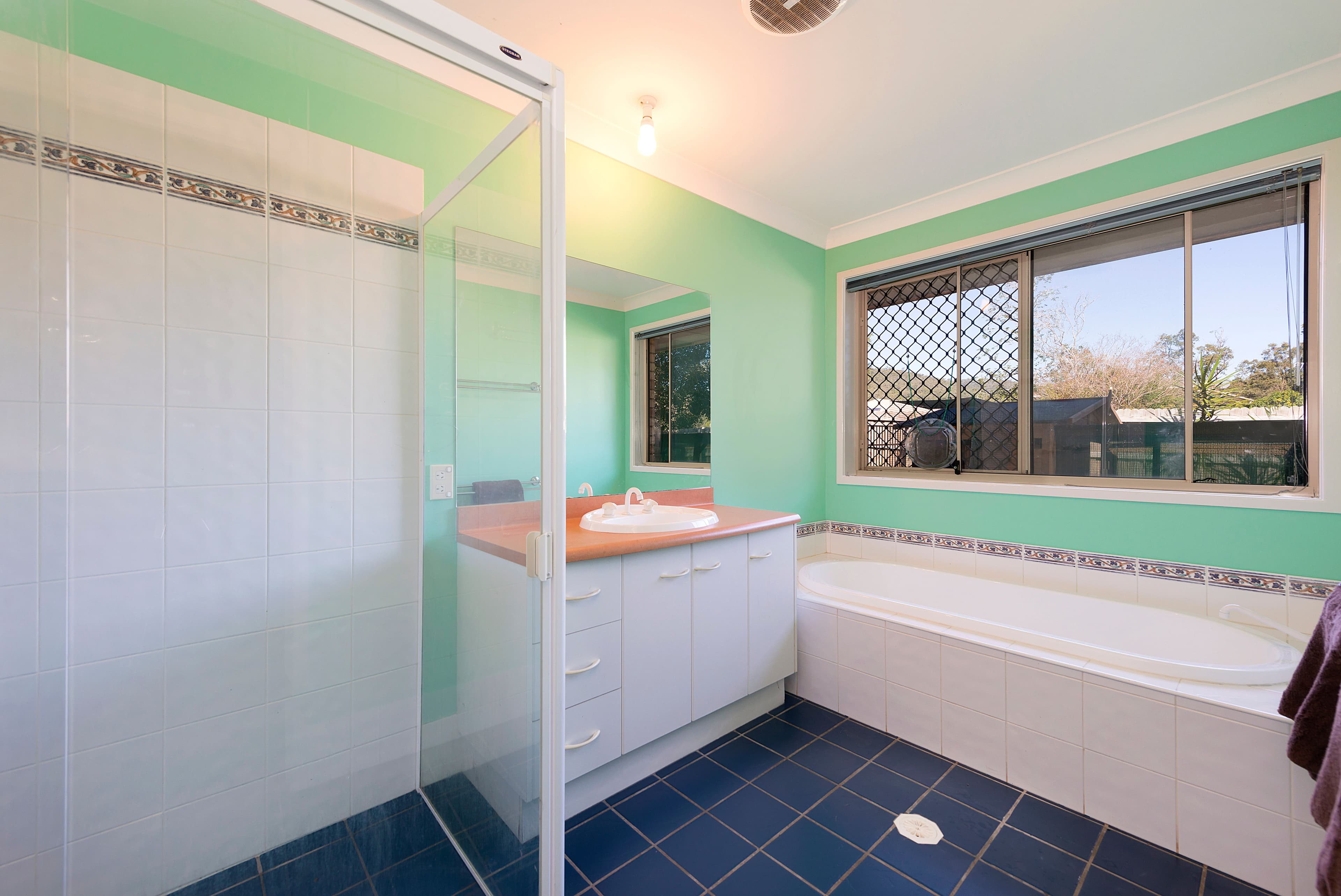 12 Billeroy Court, The Gap QLD 4061, The Gap - Thumbnail 7