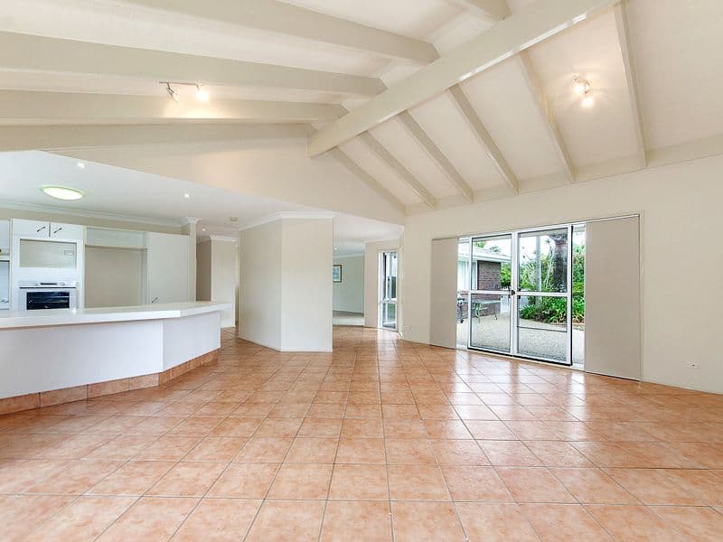 8 Nevada Place, Oxenford QLD 4210, Oxenford - Thumbnail 5