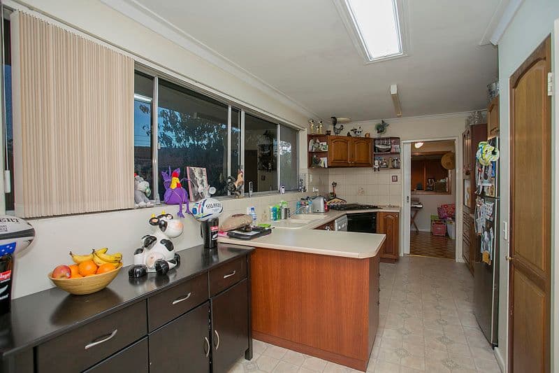 46 Stringybark Drive, FORRESTFIELD WA 6058, Forrestfield - Thumbnail 6