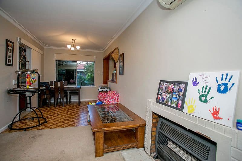 46 Stringybark Drive, FORRESTFIELD WA 6058, Forrestfield - Thumbnail 7