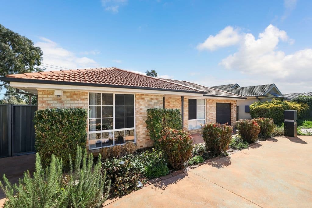 26C Nicolson Circuit, Menai - Image 1