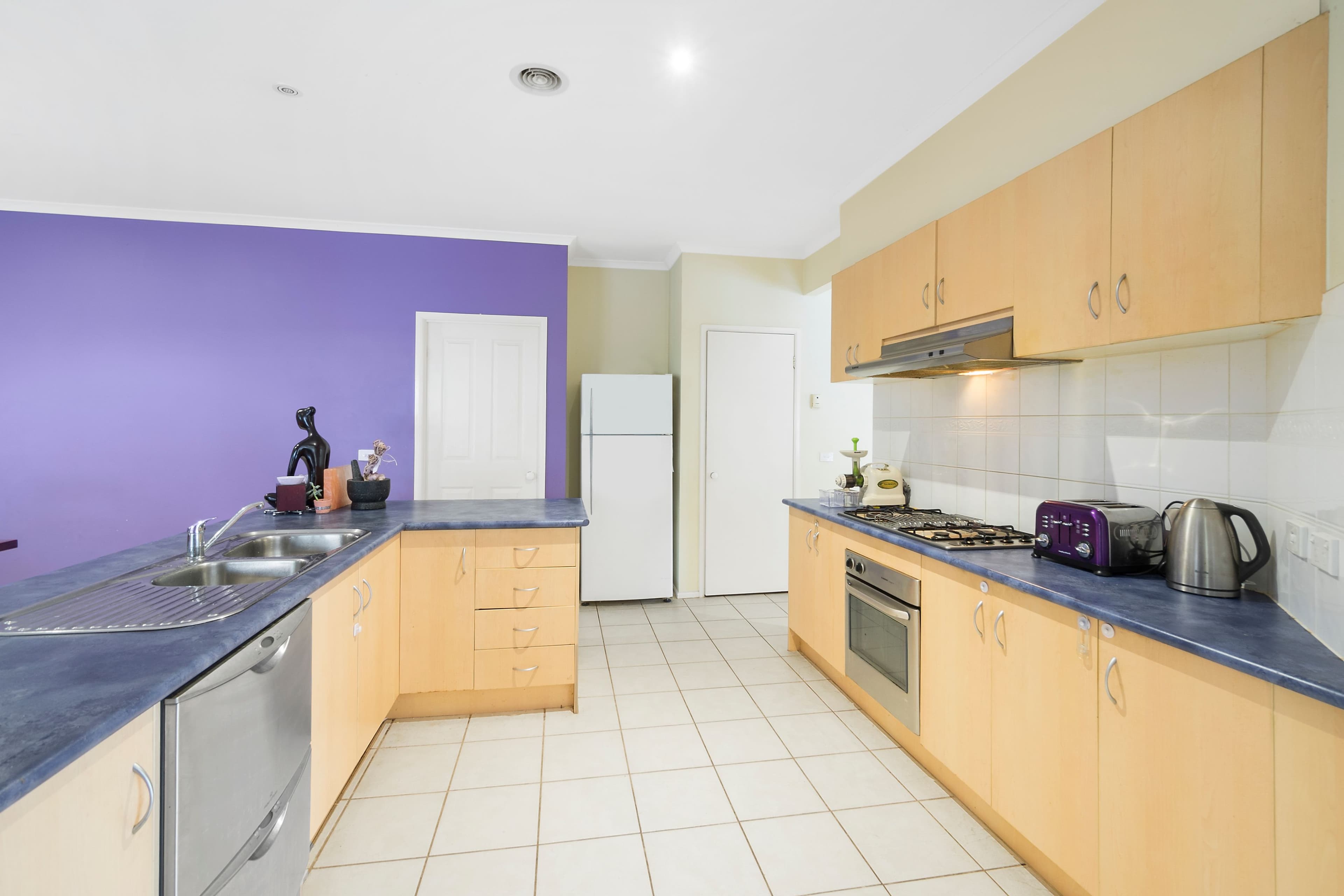 6 Sassari Court, Point Cook VIC 3030, Point Cook - Thumbnail 6