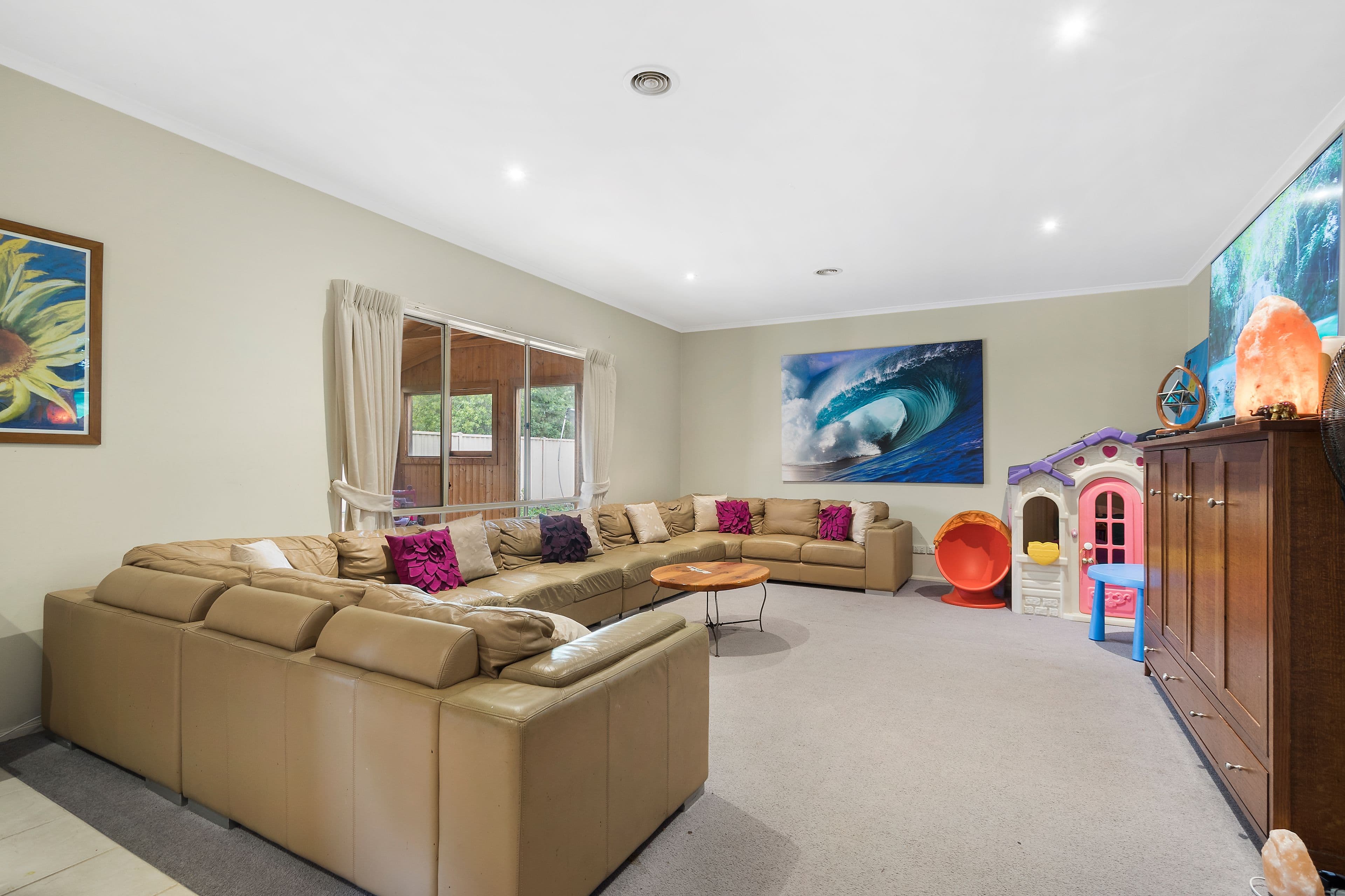 6 Sassari Court, Point Cook VIC 3030, Point Cook - Thumbnail 7