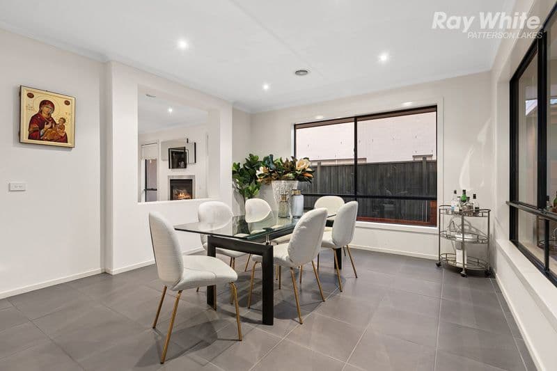 10 Binglebay Avenue, Waterways VIC 3195, Waterways - Thumbnail 5