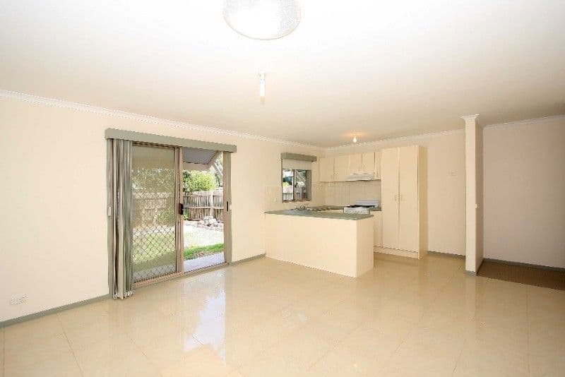 23 Benjamin Close, BUNDOORA VIC 3083, Bundoora - Thumbnail 2