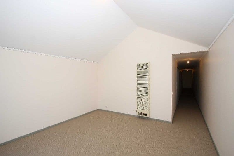 23 Benjamin Close, BUNDOORA VIC 3083, Bundoora - Thumbnail 4