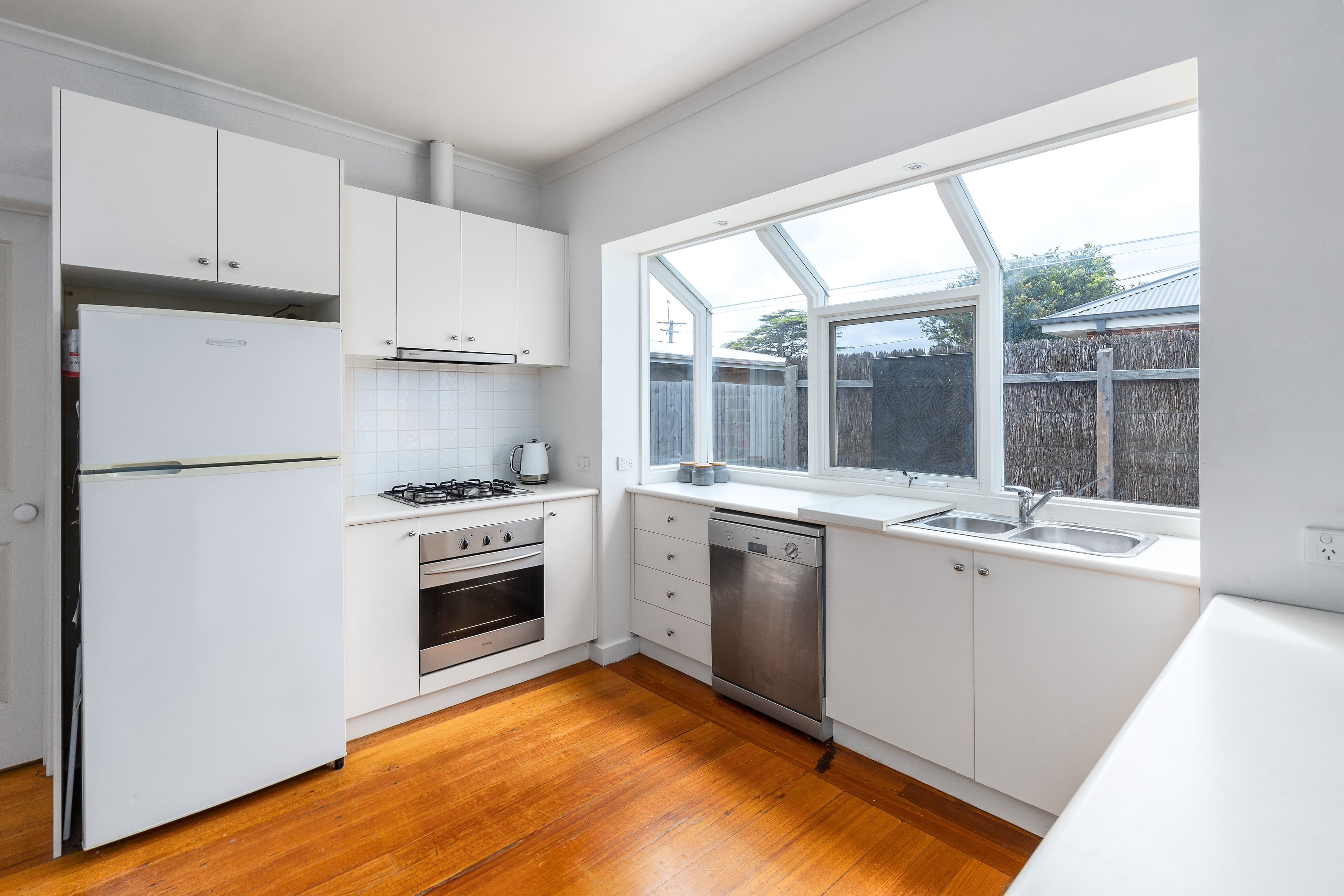 4 Warranilla Avenue, Rosebud VIC 3939, Rosebud - Image 1