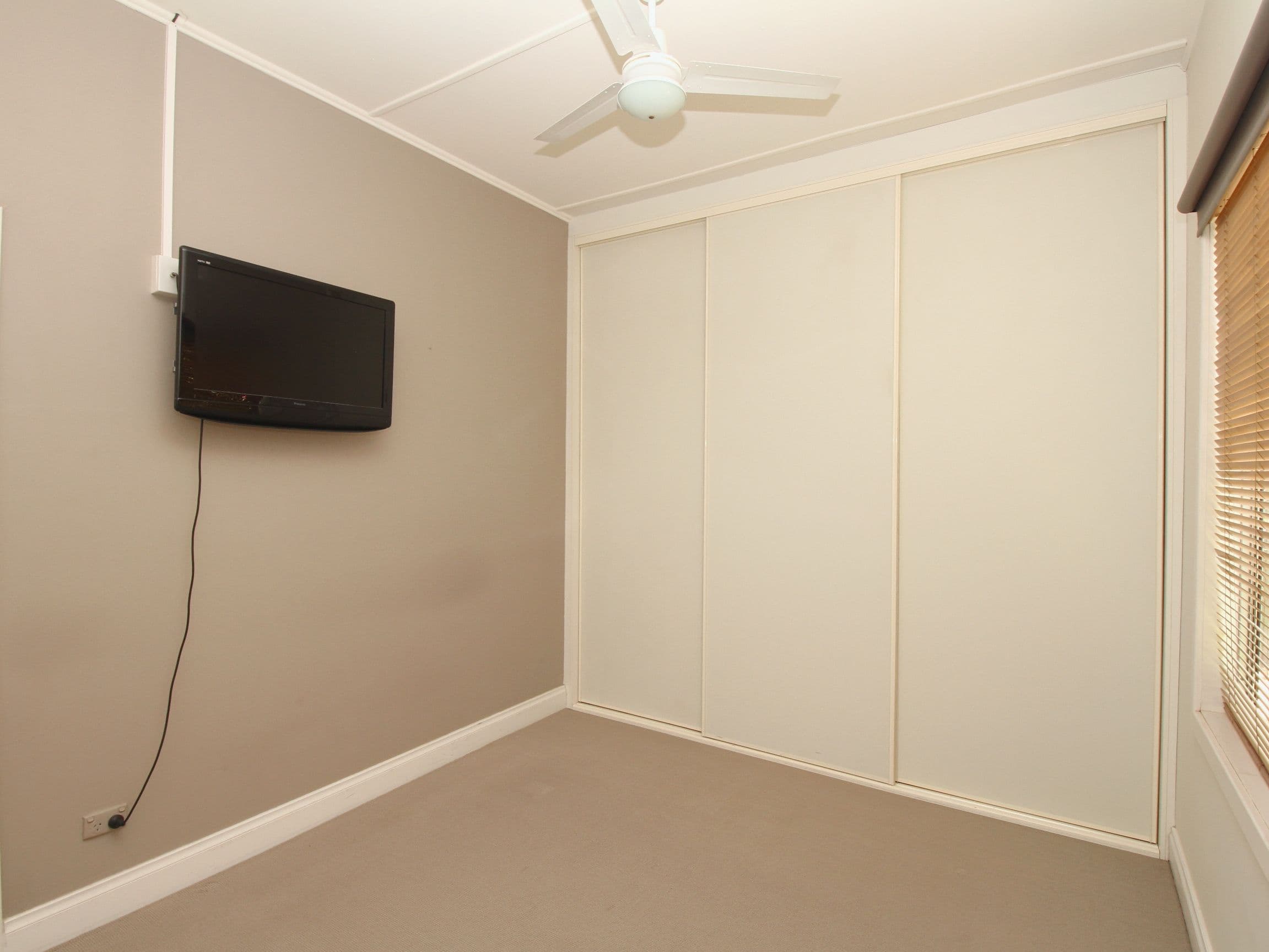 13 Dickerson Street, Barmera SA 5345, Barmera - Thumbnail 4