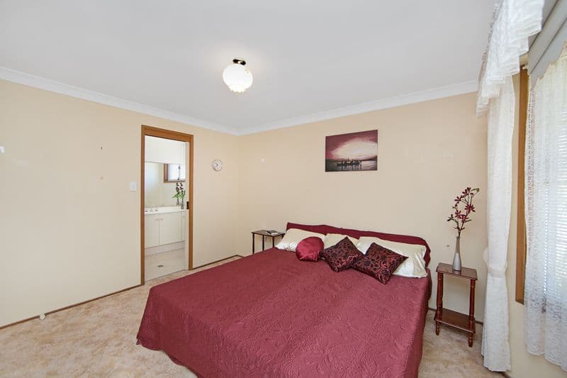 52 Sir Joseph Banks Drive, Bateau Bay NSW 2261, Bateau Bay - Thumbnail 4