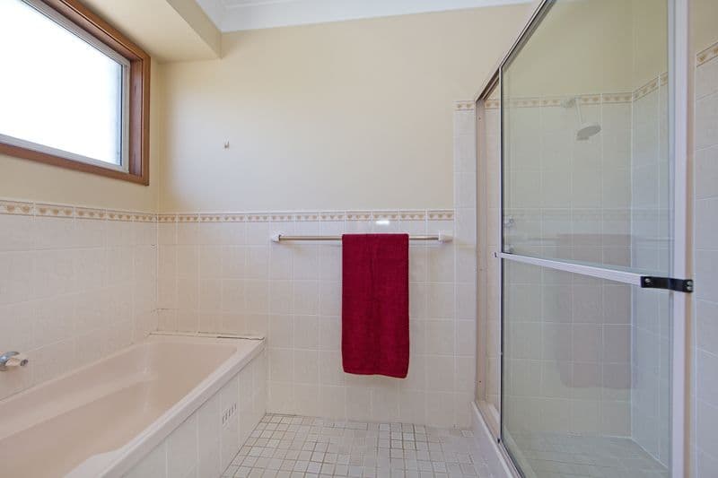 52 Sir Joseph Banks Drive, Bateau Bay NSW 2261, Bateau Bay - Thumbnail 8