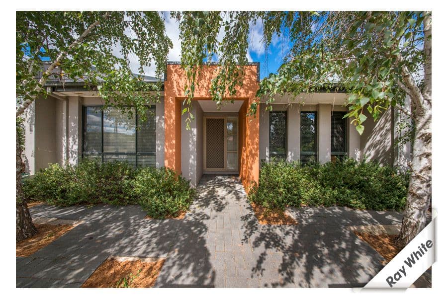 10 Ayrton Street, GUNGAHLIN ACT 2912, Gungahlin - Image 1