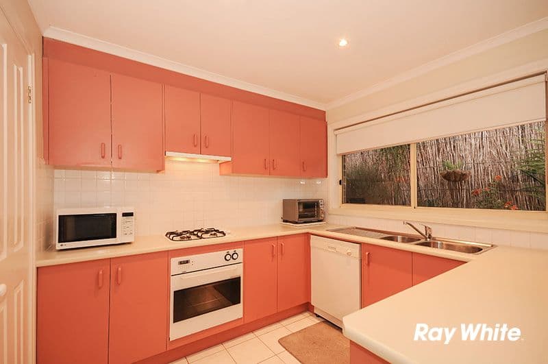 8 Mendora Crescent, Wantirna South VIC 3152, Wantirna South - Thumbnail 3
