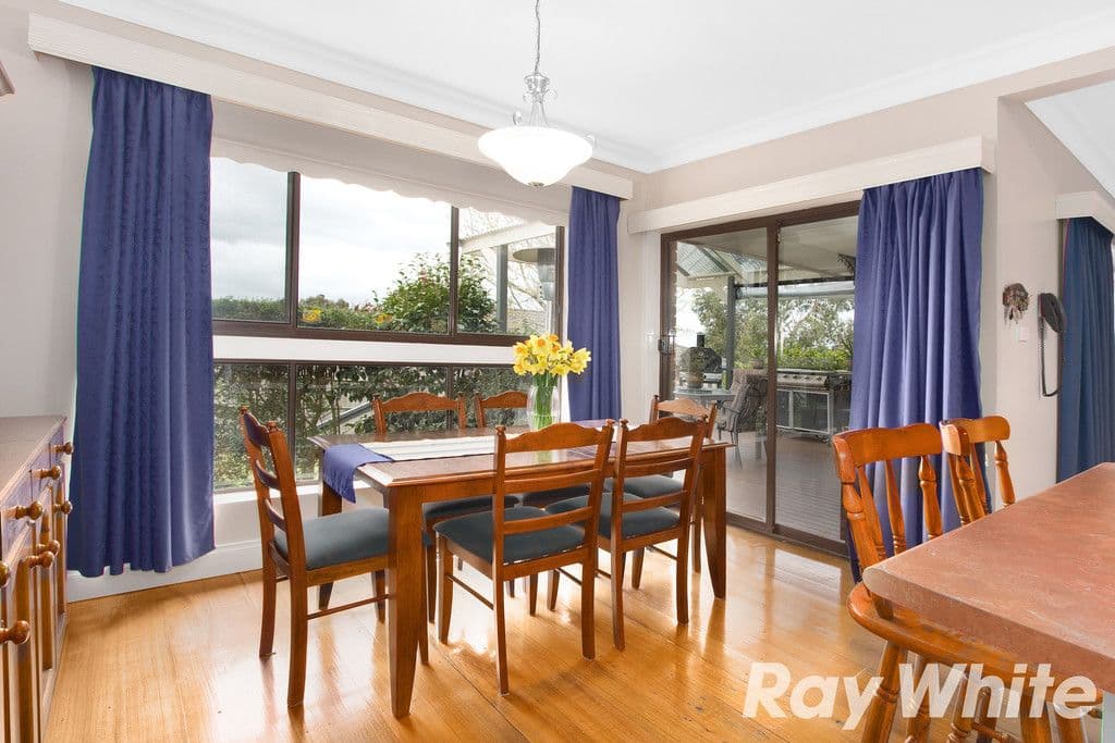 18 Donday Court, Pakenham VIC 3810, Pakenham - Thumbnail 6